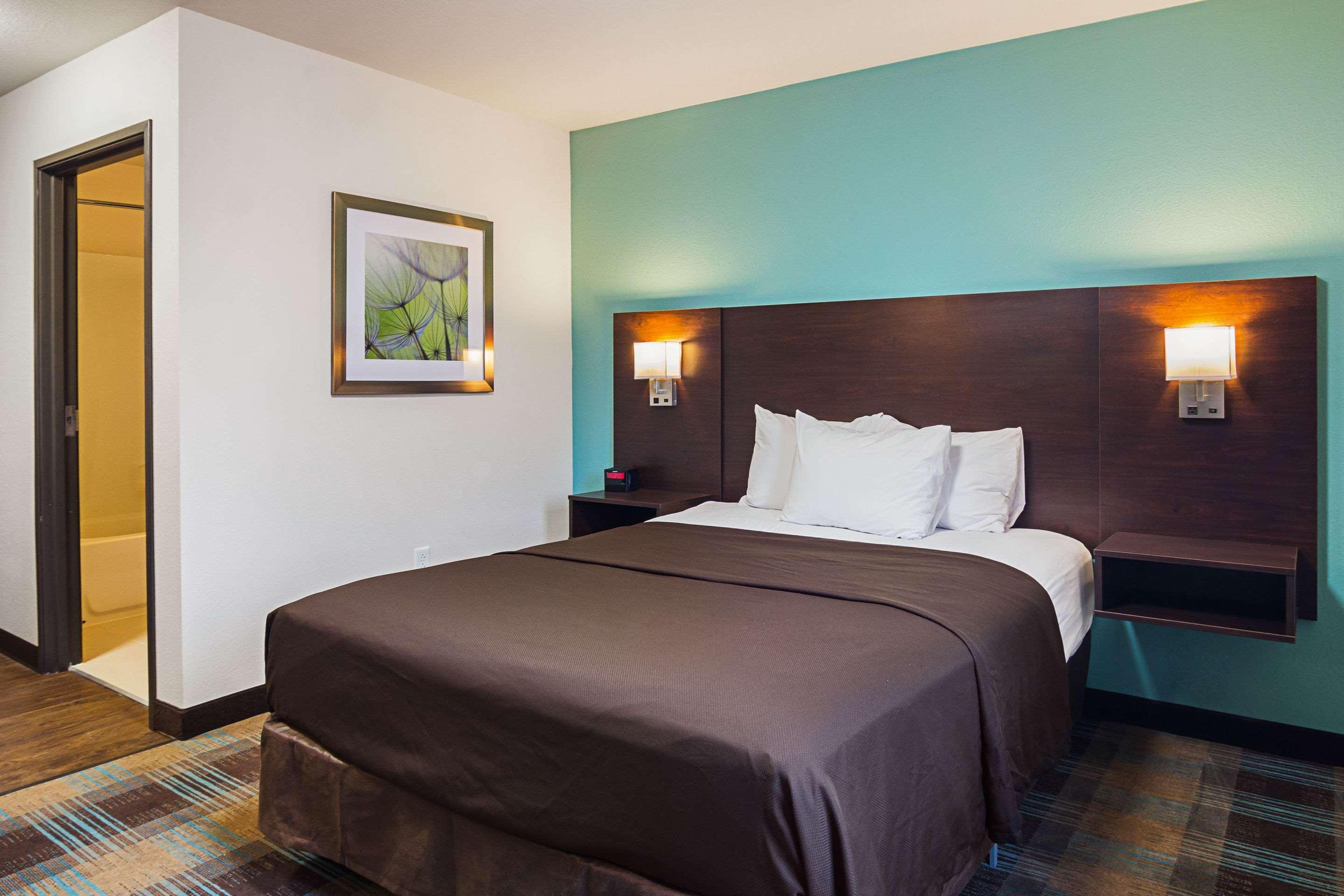 Suburban Studios Monaca - Pittsburgh Екстер'єр фото