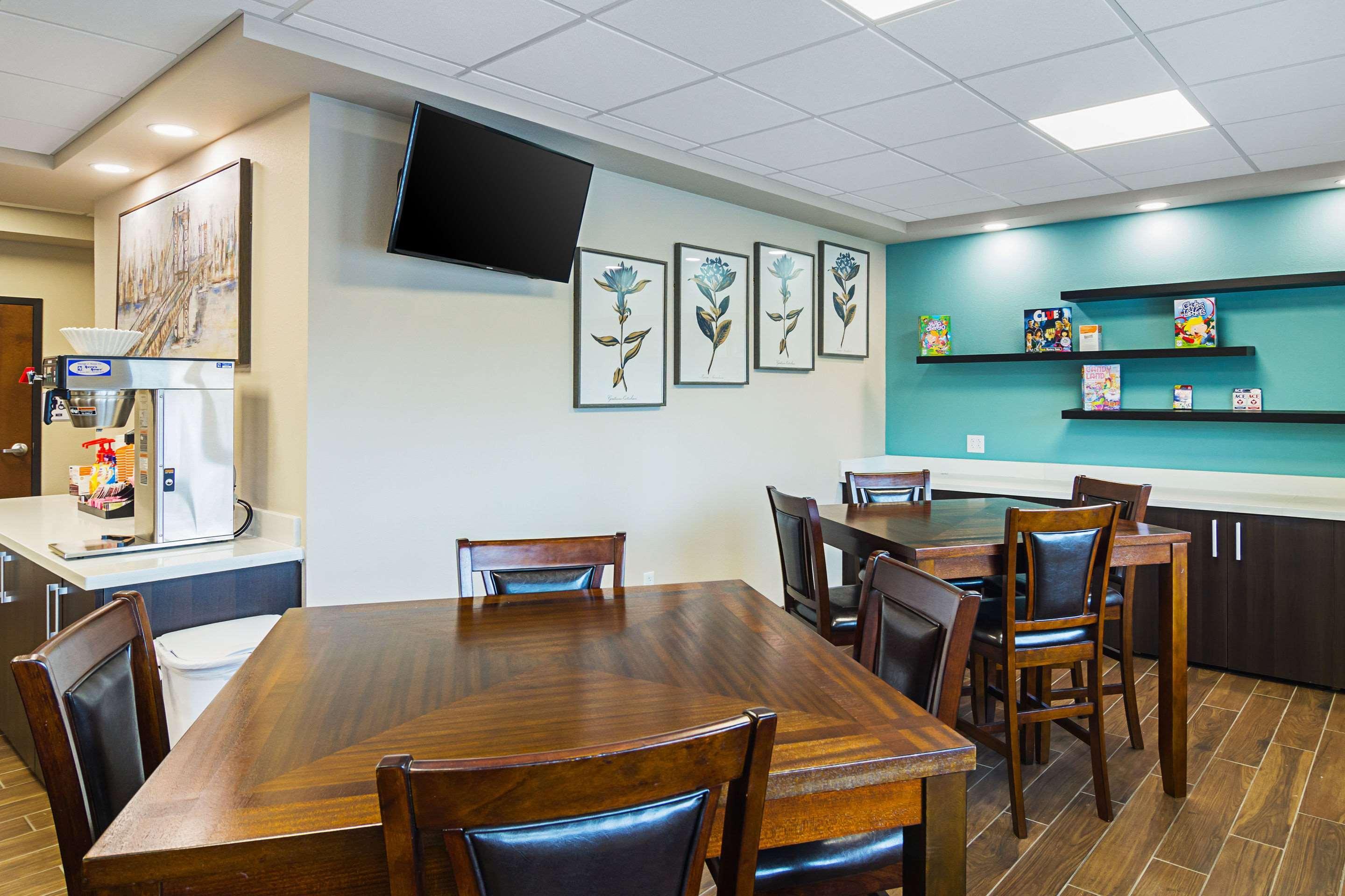Suburban Studios Monaca - Pittsburgh Екстер'єр фото