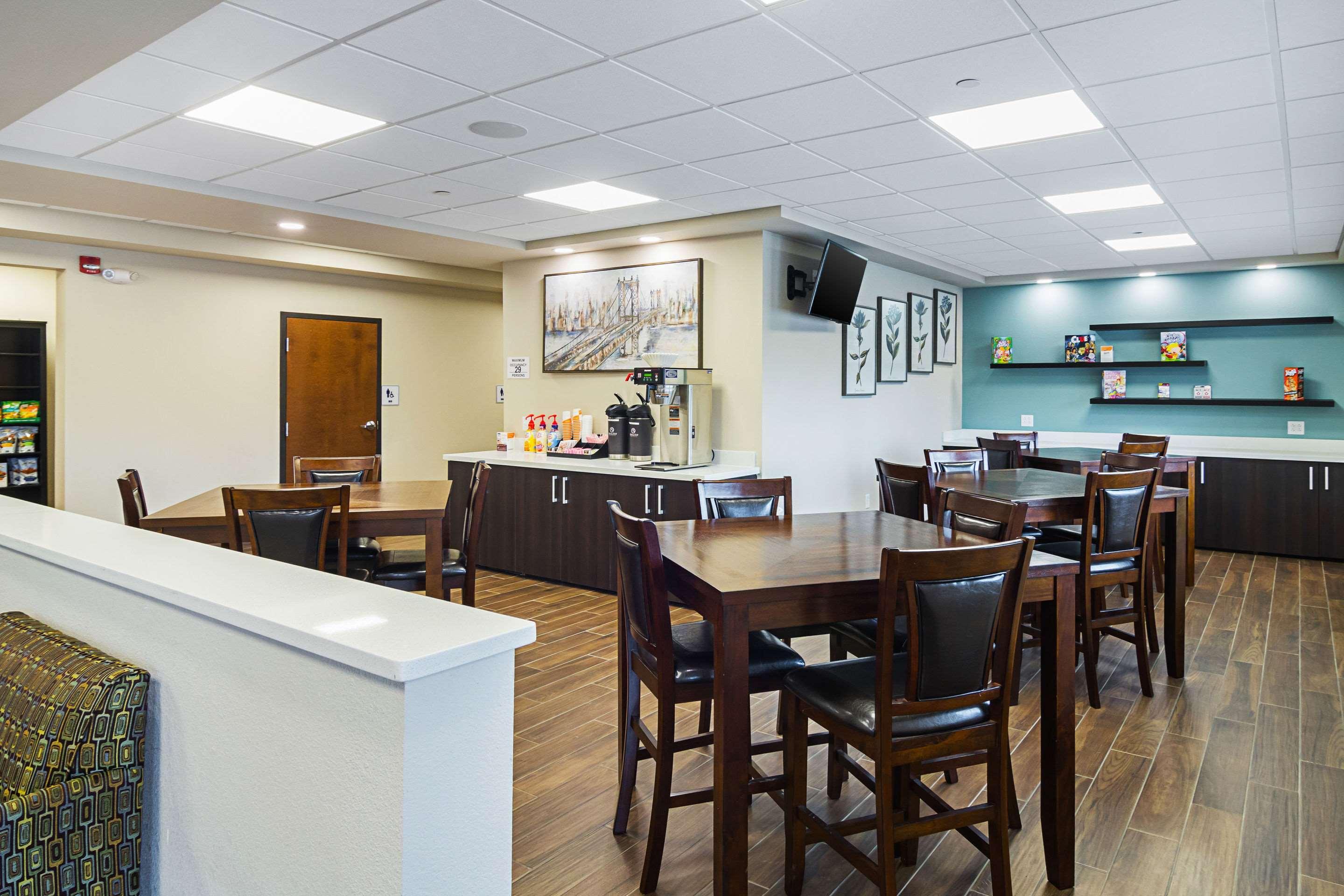 Suburban Studios Monaca - Pittsburgh Екстер'єр фото